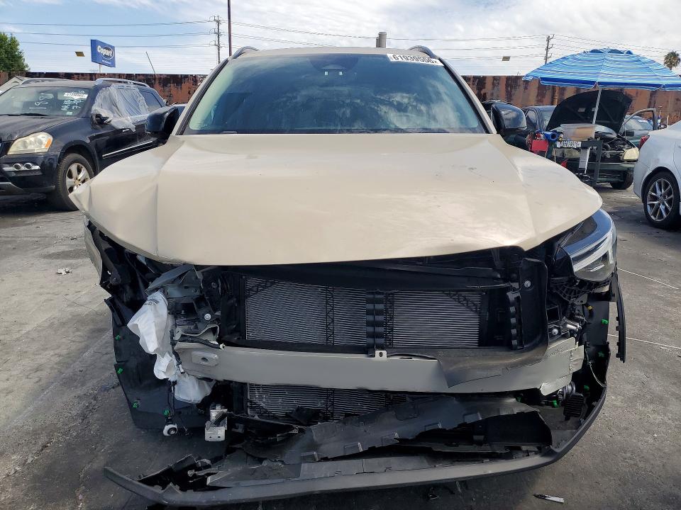 2026 Volvo Xc40 VIN YV4L12UC1T2766898 COPART salvage auction — FRONT END, Salvage Title, sold $8,000 on 2026-07-31 (photo 5)