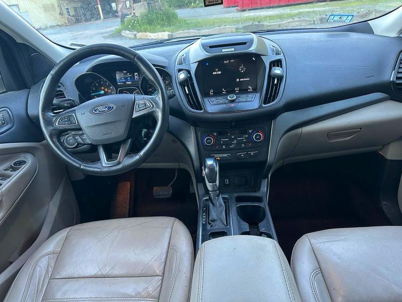 2018 Ford Escape VIN 1FMCU9HD0JUA68382 COPART salvage auction — MINOR DENT/SCRATCHES, Ma - Certificate Of Title (P), sold $1,300 on 2026-07-30 (photo 9)
