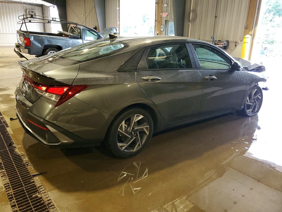 2025 Hyundai Elantra VIN KMHLM4DG5SU053185 COPART salvage auction — FRONT END, PA - CERTIFICATE OF SALVAGE, sold $2,600 on 2026-07-29 (photo 3)