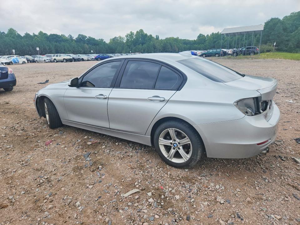 2013 BMW VIN WBA3A5G5XDNP23076 COPART salvage auction — FRONT END, VA - CERT OF TITLE - SALVAGE, sold $600 on 2026-08-03 (photo 2)
