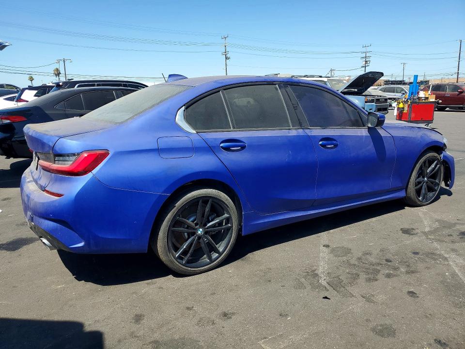 2020 BMW 3er VIN 3MW5R1J00L8B31775 COPART salvage auction — FRONT END, OH - DIS/DLR/EXP ONLY SALVAGE TITLE, sold $7,600 on 2026-07-29 (photo 3)