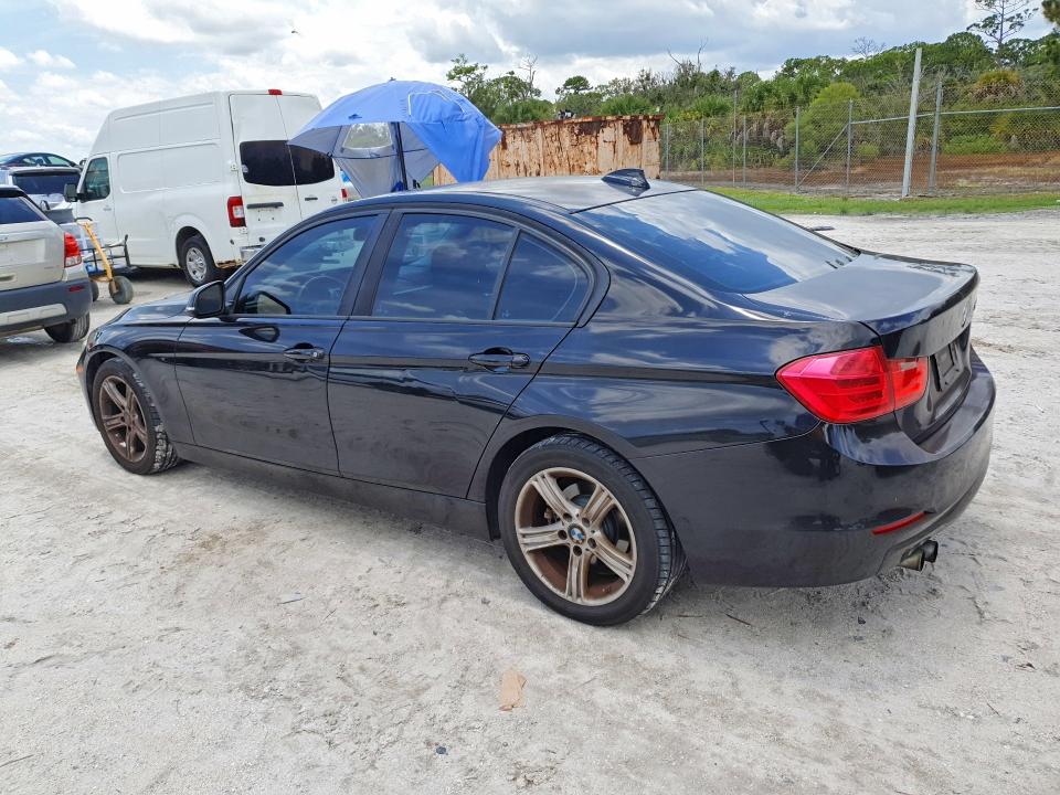 2015 BMW VIN WBA3A5C57FF608647 COPART salvage auction — MINOR DENT/SCRATCHES, Mt - Certificate Of Title, sold $650 on 2026-08-19 (photo 2)