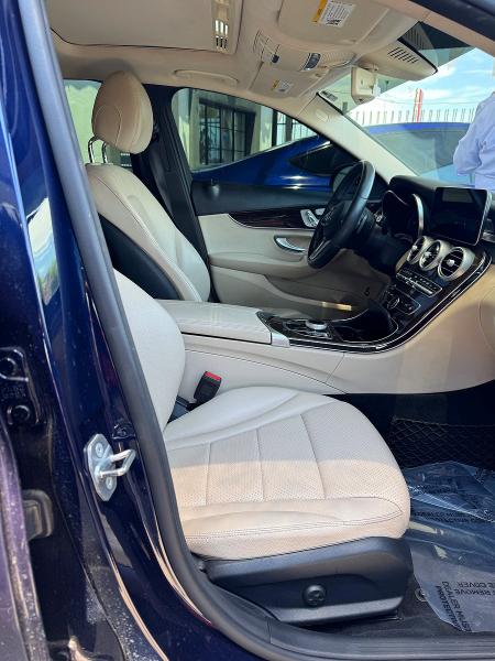 2019 Mercedes-benz C-klasse VIN WDDWF8DB9KR482992 COPART salvage auction — MINOR DENT/SCRATCHES, AZ - CERT OF TITLE - SALVAGE (P), sold $5,300 on 2026-07-30 (photo 5)