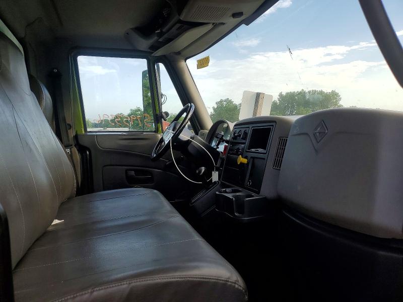 2015 International 4000 series VIN 3HAMMMML5FL731984 COPART salvage auction — NORMAL WEAR, Al - Certificate Of Title, sold $1,350 on 2026-07-07 (photo 5)