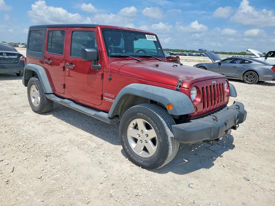2013 Jeep Wrangler unlimited VIN 1C4BJWDG0DL574005 COPART salvage auction — MECHANICAL, TX - CERTIFICATE OF TITLE, sold $950 on 2026-07-09 (photo 4)