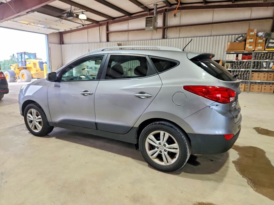 2013 Hyundai Tucson VIN KM8JU3AC0DU759566 COPART salvage auction — MINOR DENT/SCRATCHES, Md - Certificate Of Title, sold $850 on 2026-07-24 (photo 2)