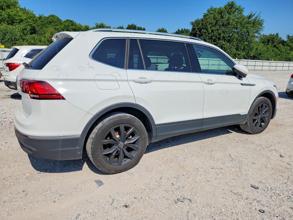 2024 Volkswagen Tiguan VIN 3VV3B7AX5RM094139 COPART salvage auction — HAIL, Ar - Cert Of Title-Salvage, sold $10,600 on 2026-08-26 (photo 3)
