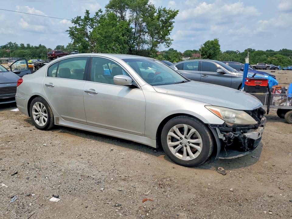 2012 Hyundai Genesis VIN KMHGC4DD0CU177859 COPART salvage auction — FRONT END, MD - CERT OF SALVAGE > 75% DAMAGE (P), sold $125 on 2026-07-21 (photo 4)