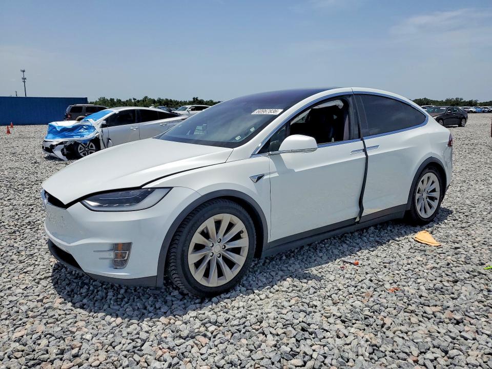 2018 Tesla Model x VIN 5YJXCBE27JF118237 COPART salvage auction — SIDE, Fl - Cert Of Title Slvg Rebuildable, sold $5,500 on 2026-07-24 (photo 1)