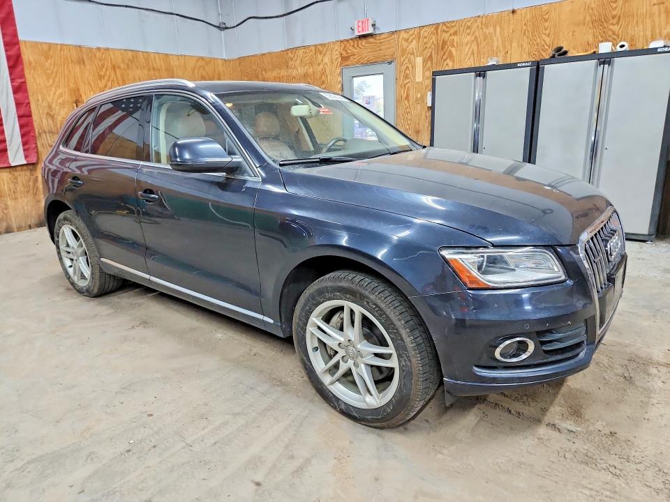 2014 Audi Q5 VIN WA1CMAFP3EA055999 COPART salvage auction — MINOR DENT/SCRATCHES, Me - Non Public Clean Title, sold $1,650 on 2026-07-15 (photo 4)