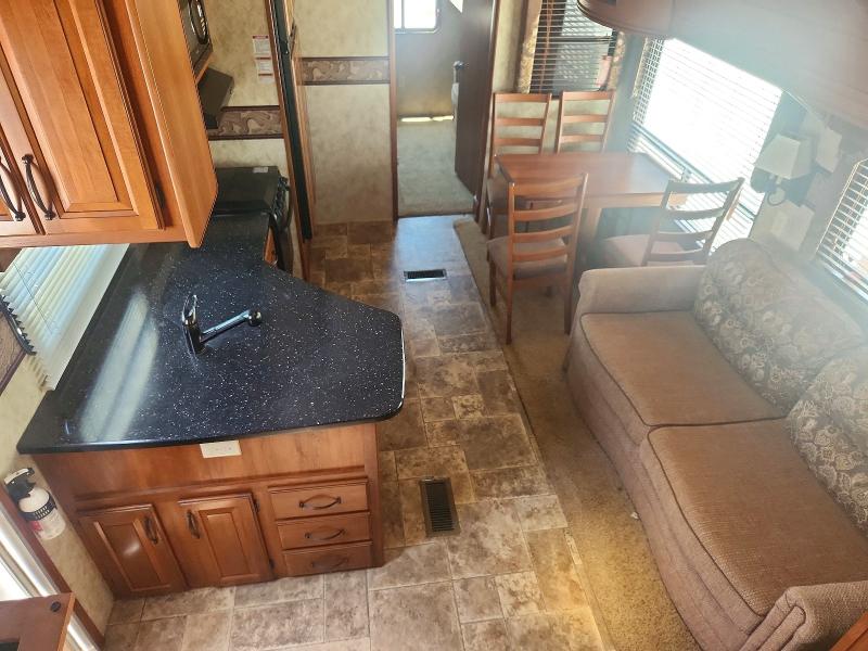 2013 Keystone rv . VIN 4YDF33822DA740185 COPART salvage auction — HAIL, TX - CERTIFICATE OF TITLE, sold $7,300 on 2026-09-01 (photo 6)
