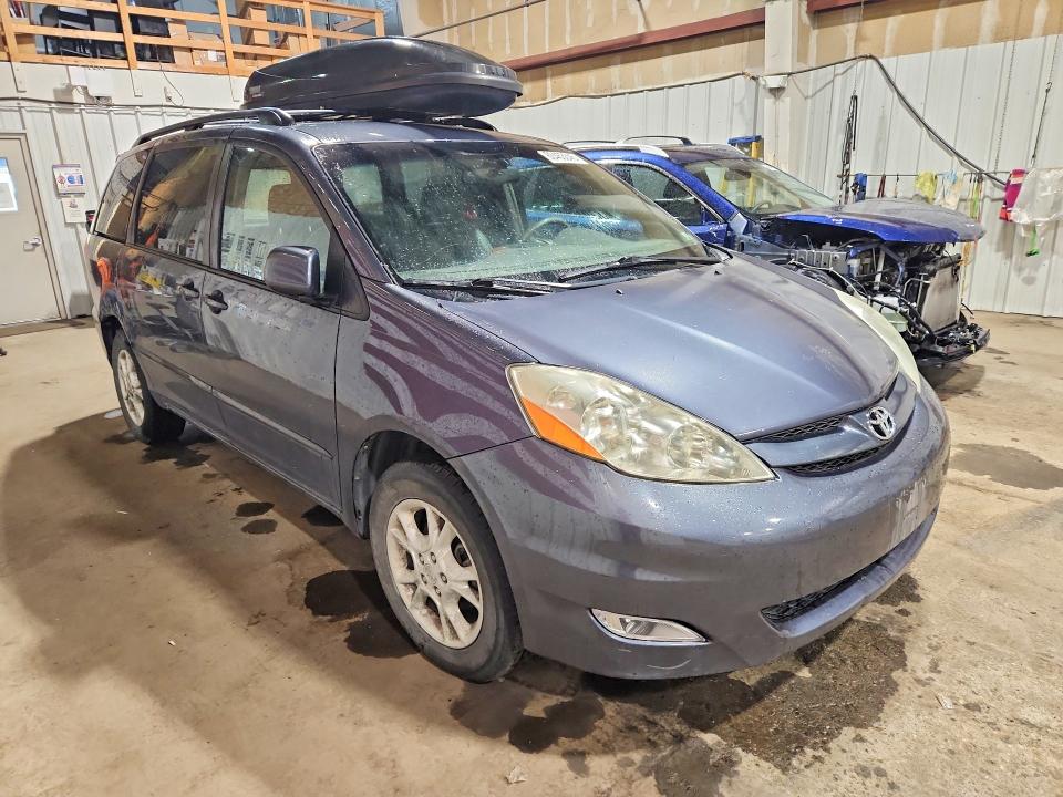 2006 Toyota Sienna VIN 5TDBA22CX6S054999 COPART salvage auction — REAR END, AK - CERTIFICATE OF VEHICLE TITLE, sold $1,500 on 2026-07-14 (photo 4)
