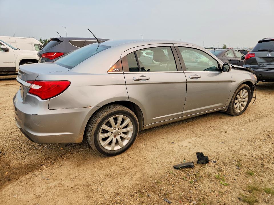 2013 Chrysler 200 VIN 1C3CCBBB2DN509566 COPART salvage auction — FRONT END, AB - BOS - SALVAGE, sold $125 on 2026-09-03 (photo 3)