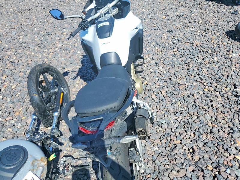 2022 Ducati Multistrada VIN ZDMAALVW4NB014192 COPART salvage auction — SIDE, In - Cert Of Title-Salvage Title, sold $8,600 on 2026-09-10 (photo 6)