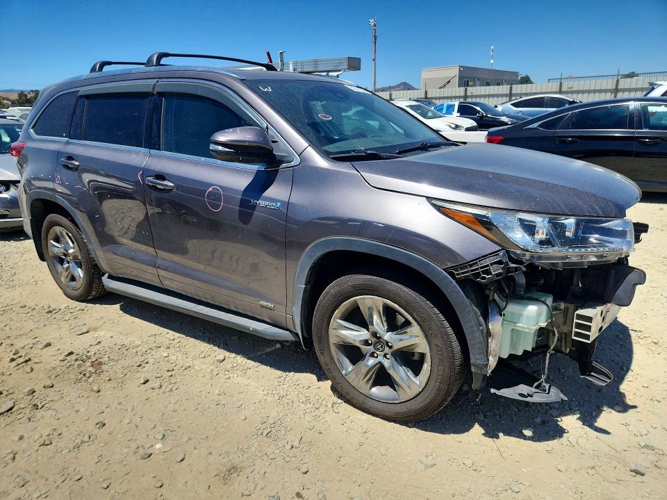 2017 Toyota Highlander hybrid VIN 5TDDGRFH5HS029565 COPART salvage auction — FRONT END, CA - SALVAGE CERTIFICATE, sold $9,500 on 2026-08-11 (photo 4)