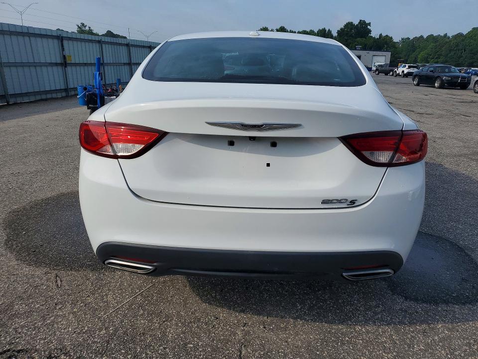 2015 Chrysler 200 VIN 1C3CCCBG1FN517453 COPART salvage auction — UNDERCARRIAGE, Nc - Dealer Only Clean Title, sold $1,500 on 2026-07-30 (photo 6)