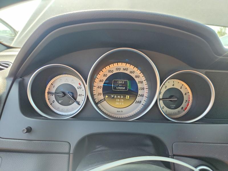 2012 Mercedes-benz C-klasse VIN WDDGF8BB6CA719607 COPART salvage auction — WATER/FLOOD, Qc - Irrecuperable, sold $2,300 on 2026-08-18 (photo 9)