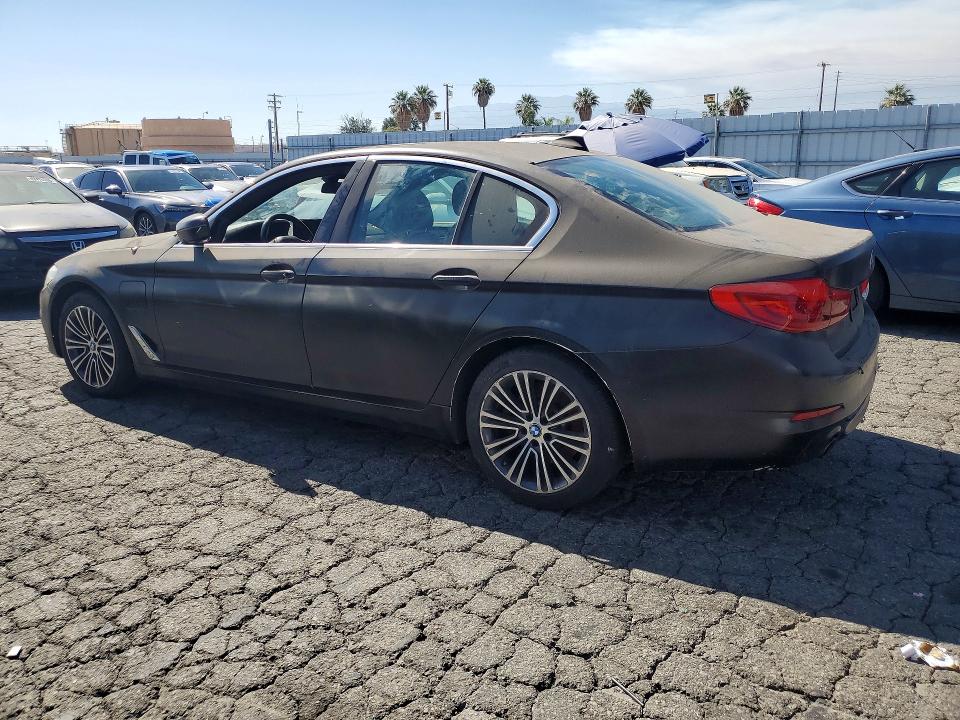 2020 BMW 5er VIN WBAJA9C07LB399822 COPART salvage auction — MINOR DENT/SCRATCHES, CA - DIS/DLR/EXP ONLY CLEAN TITLE, sold $5,200 on 2026-07-30 (photo 2)