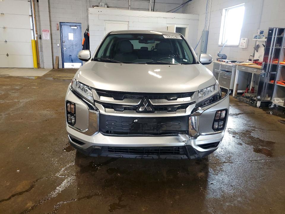 2025 Mitsubishi Outlander sport VIN JA4ARUAU7SU011909 COPART salvage auction — FRONT END, WI - CERTIFICATE OF TITLE (P), sold $13,100 on 2026-07-27 (photo 5)