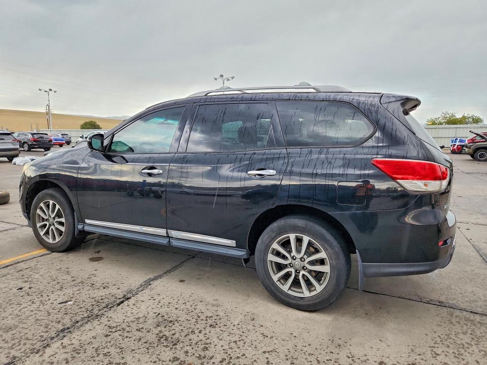 2013 Nissan Pathfinder VIN 5N1AR2MN4DC654222 COPART salvage auction — MECHANICAL, Salvage Title, sold $450 on 2026-07-29 (photo 2)