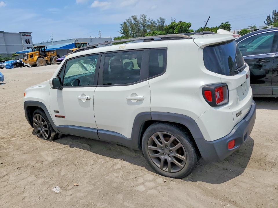 2016 Jeep Renegade VIN ZACCJABT2GPD02952 COPART salvage auction — ROOF, Fl - Cert Of Title Slvg Rebuildable, sold $2,600 on 2026-07-09 (photo 2)