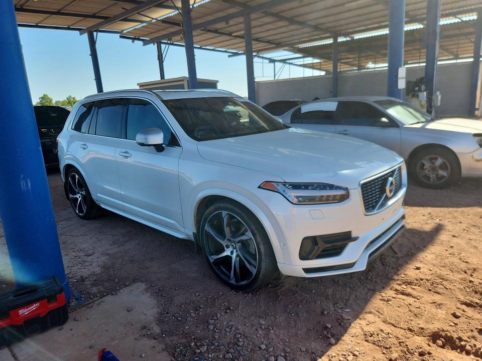 2018 Volvo Xc90 VIN YV4BR0PM4J1382775 COPART salvage auction — NORMAL WEAR, Salvage Title, sold $11,200 on 2026-08-13 (photo 4)
