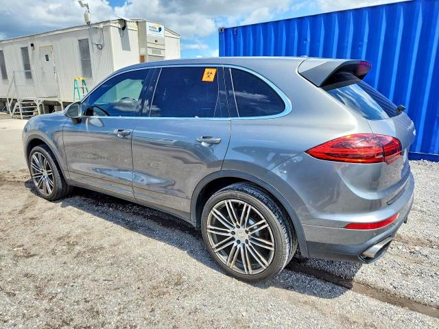 2016 Porsche Cayenne VIN WP1AA2A27GLA09282 COPART salvage auction — MINOR DENT/SCRATCHES, Fl - Certificate Of Title, sold $3,300 on 2026-09-02 (photo 2)