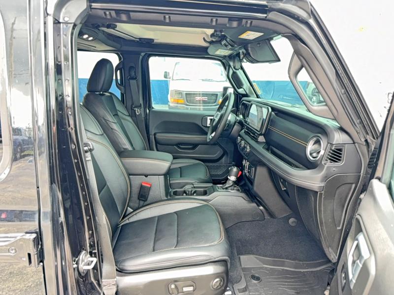 2025 Jeep Wrangler / VIN 1C4PJXEN4SW508884 COPART salvage auction — NORMAL WEAR, Fl - Cert Of Title-Rebuilt (P), sold $35,500 on 2026-07-29 (photo 5)