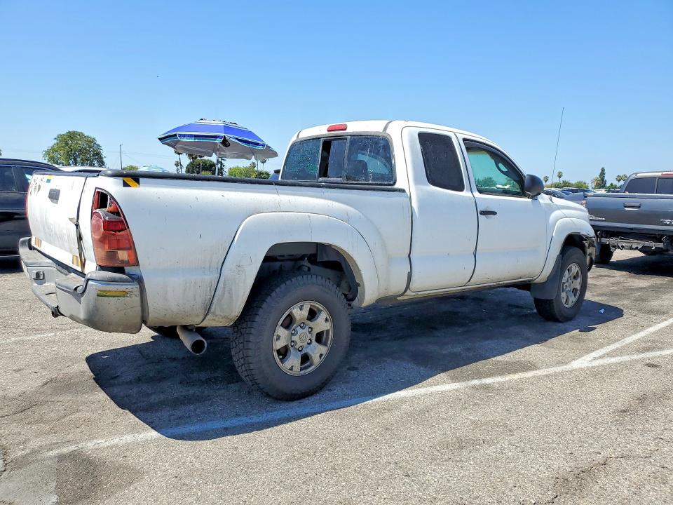 2006 Toyota Tacoma VIN 5TETU62N16Z151161 COPART salvage auction — FRONT END, Ca - Dis/Dlr/Exp Only Clean Title, sold $2,450 on 2026-07-31 (photo 3)