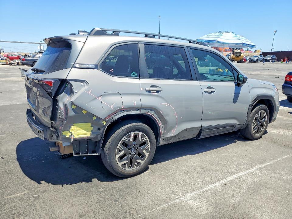2025 Subaru Forester VIN JF2SLDBC1SH406020 COPART salvage auction — REAR END, Ca - Salvage Certificate, sold $10,900 on 2026-08-26 (photo 3)