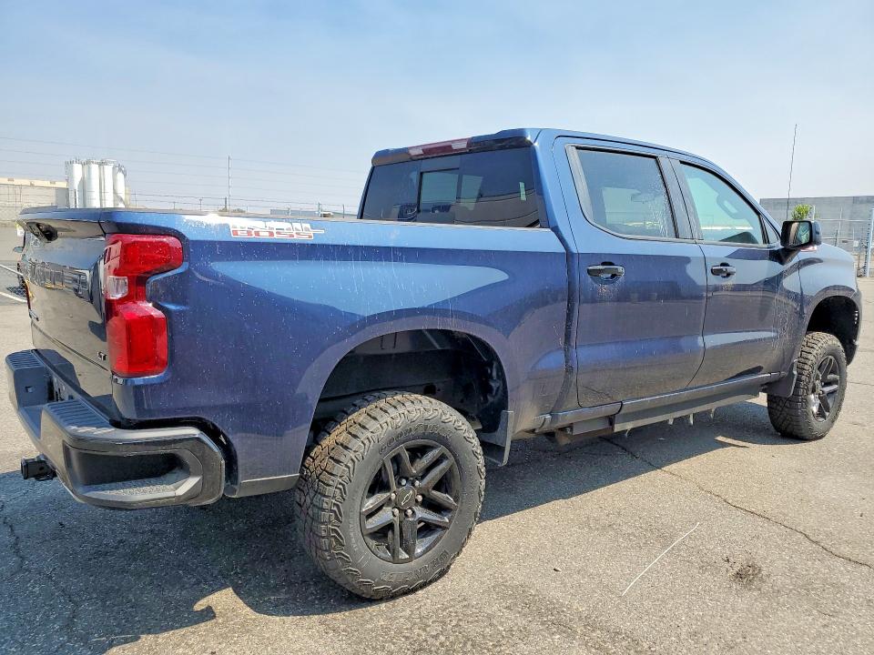 2023 Chevrolet Silverado 1500 VIN 3GCUDFEL6PG257200 COPART salvage auction — MINOR DENT/SCRATCHES, WA - VEHICLE CERT OF OWNERSHIP-TITL, sold $28,750 on 2026-07-24 (photo 3)
