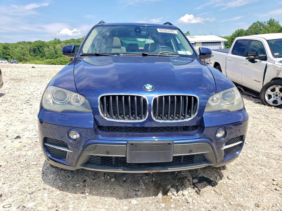 2011 BMW X5 VIN 5UXZV4C52BL408216 COPART salvage auction — UNDERCARRIAGE, NY - CERT OF TITLE-REBUILT, sold $375 on 2026-07-22 (photo 5)