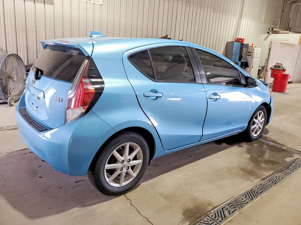2015 Toyota Prius c VIN JTDKDTB39F1098695 COPART salvage auction — FRONT END, Pa - Certificate Of Salvage, sold $125 on 2026-07-30 (photo 3)