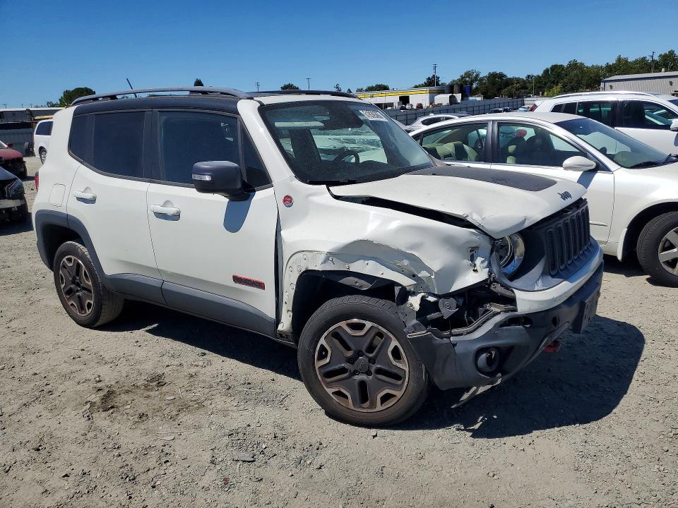 2015 Jeep Renegade VIN ZACCJBCT0FPC12427 COPART salvage auction — FRONT END, Ca - Salvage Certificate, sold $1,800 on 2026-08-06 (photo 4)
