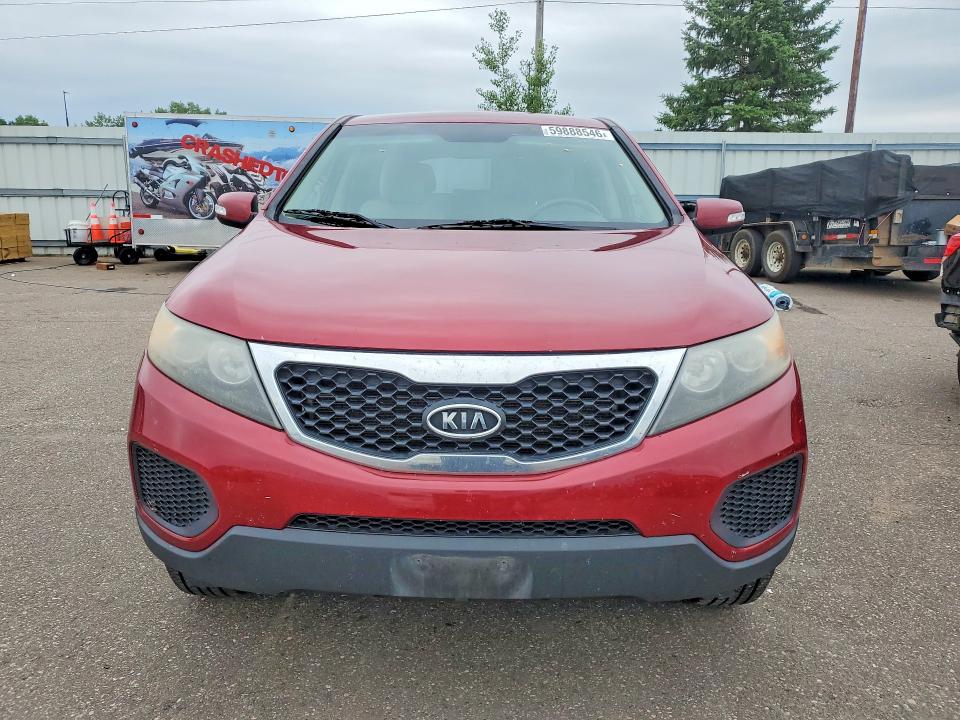 2011 Kia Sorento VIN 5XYKTCA14BG079128 COPART salvage auction — UNDERCARRIAGE, MN - CERT OF TITLE-SALVAGE, sold $625 on 2026-07-14 (photo 5)