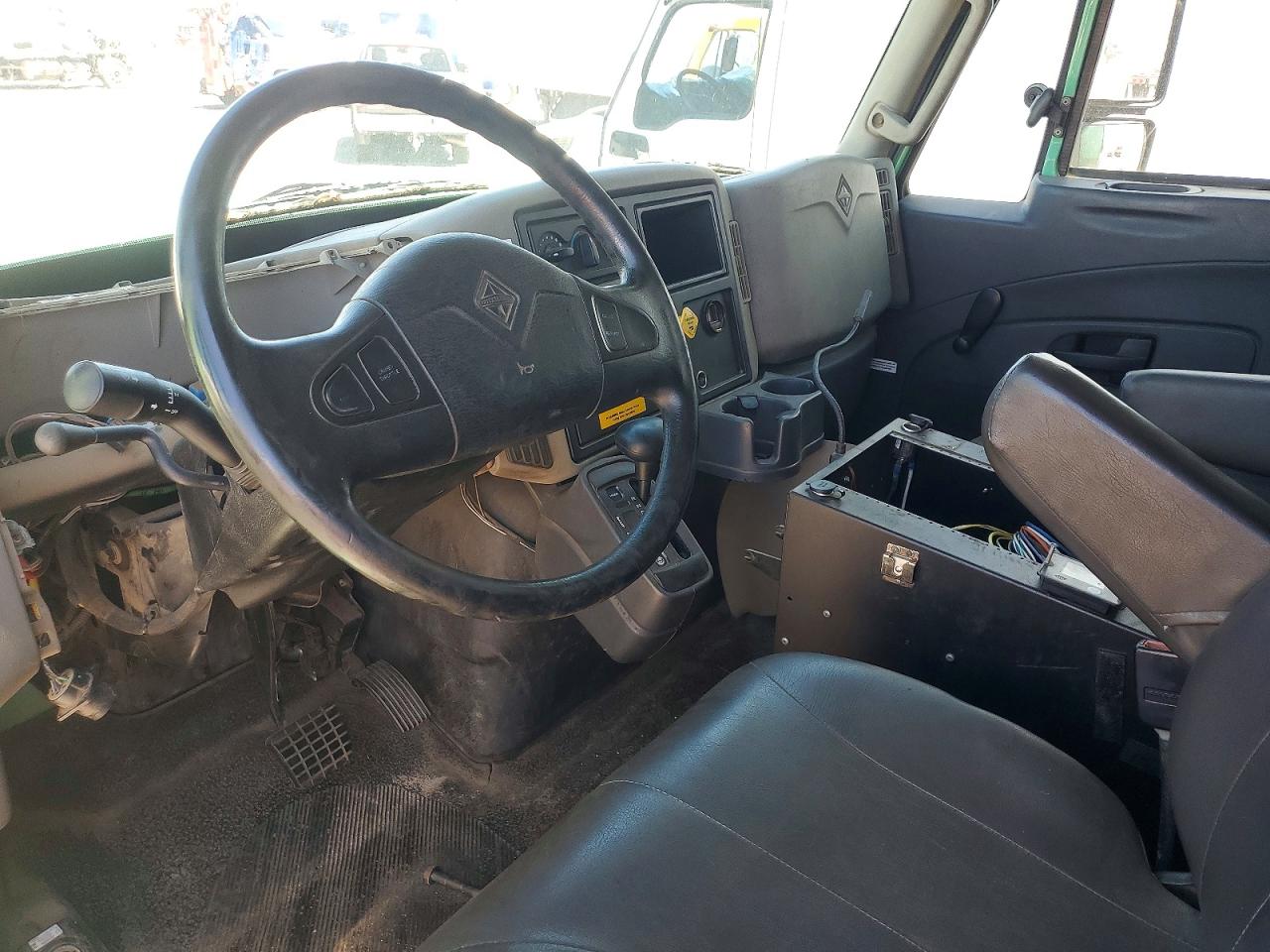 2013 International VIN 1HTMKAAL0DJ305978 COPART salvage auction — Mechanical, VA - CERTIFICATE OF TITLE, sold $1,450 on 2026-09-03 (photo 8)