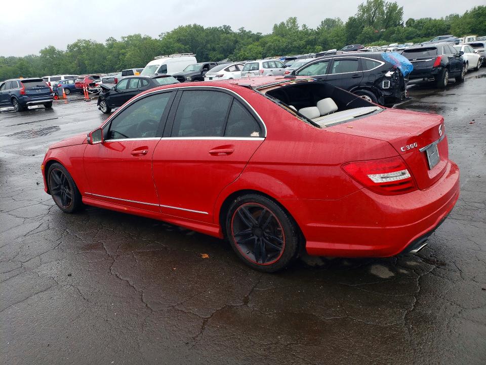 2012 Mercedes-benz VIN WDDGF8BBXCR208581 COPART salvage auction — ROOF, Ct - Cert Of Title-Salvage, sold $875 on 2026-07-17 (photo 2)
