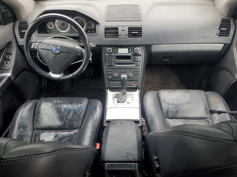 2014 Volvo Xc90 VIN YV4952CZ3E1687553 COPART salvage auction — SIDE, MA - CERT OF TITLE-RECONSTRCTD COLL, sold $1,250 on 2026-08-20 (photo 8)
