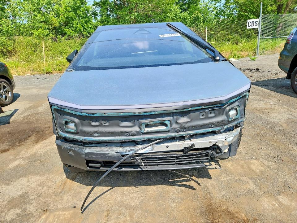 2026 Tesla Cybertruck VIN 7G2CEHED0TA090176 COPART salvage auction — FRONT END, Ma - Cert Of Title-Salvage, sold $40,750 on 2026-07-28 (photo 5)