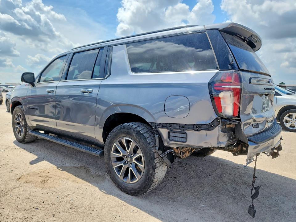 2022 Chevrolet Suburban VIN 1GNSKDKD2NR301616 COPART salvage auction — REAR END, Tx - Salvage Vehicle Title, sold $24,800 on 2026-07-21 (photo 2)