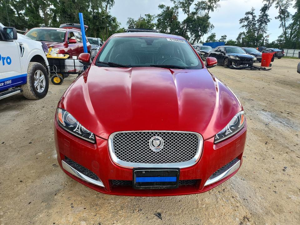 2012 Jaguar Xf VIN SAJWA0FB8CLS51269 COPART salvage auction — MINOR DENT/SCRATCHES, Fl - Certificate Of Title, sold $250 on 2026-07-28 (photo 5)