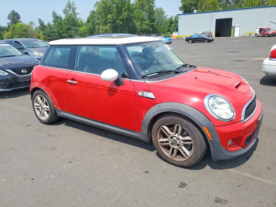 2013 Mini Cooper VIN WMWSV3C52DT394332 COPART salvage auction — REAR END, Or - Lien Papers Salvage, sold $875 on 2026-10-12 (photo 4)