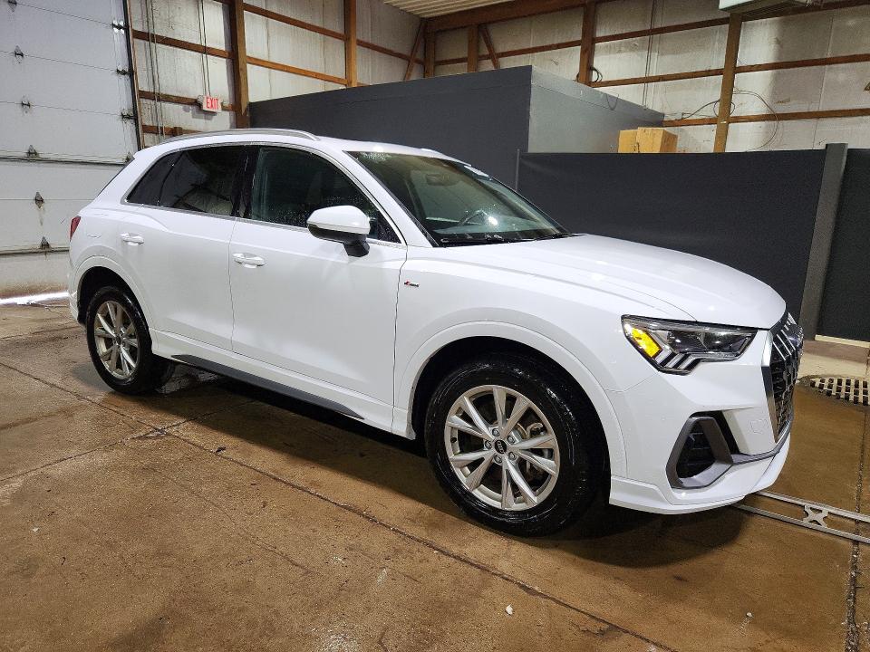 2025 Audi Q3 VIN WA1DECF3XS1011732 COPART salvage auction — SIDE, OH - CERTIFICATE OF TITLE (P), sold $12,100 on 2026-07-20 (photo 4)
