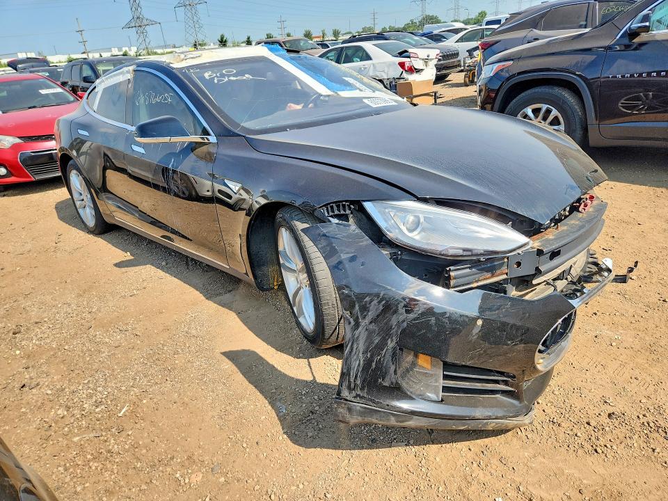 2015 Tesla Model s VIN 5YJSA1S23FF088028 COPART salvage auction — FRONT END, IL - SALVAGE CERTIFICATE, sold $850 on 2026-07-28 (photo 4)