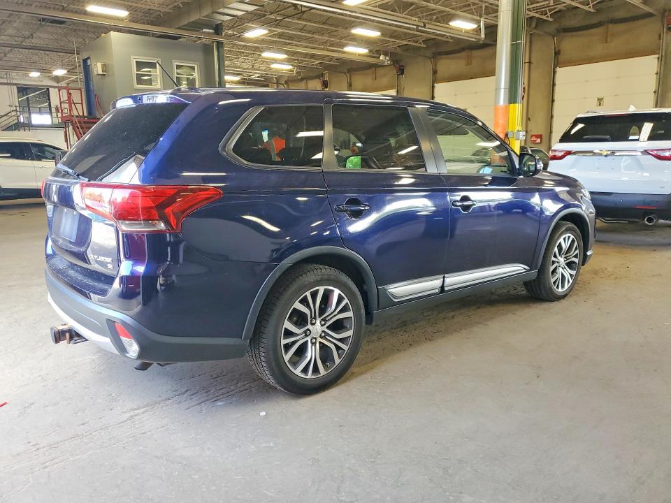 2016 Mitsubishi Outlander VIN JA4AZ3A38GZ062413 COPART salvage auction — HAIL, Mn - Cert Of Title-Salvage, sold $325 on 2026-07-28 (photo 3)