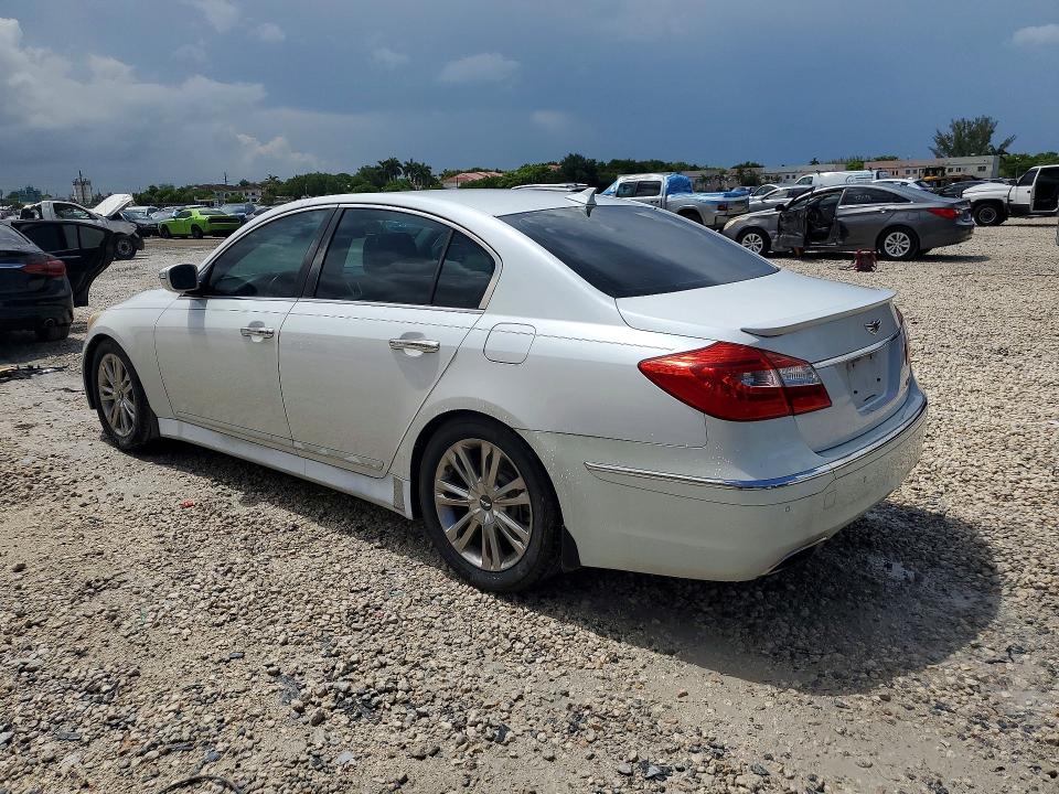 2012 Hyundai Genesis VIN KMHGC4DD0CU198548 COPART salvage auction — MINOR DENT/SCRATCHES, FL - CERT OF TITLE SLVG REBUILDABLE, sold $1,450 on 2026-07-31 (photo 2)