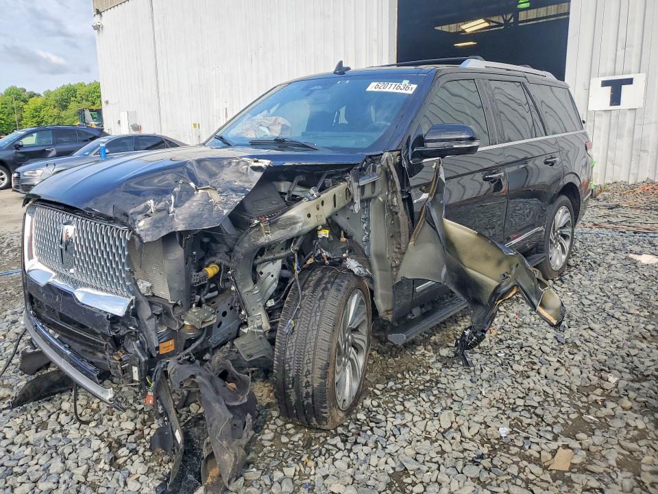2023 Lincoln Navigator VIN 5LMJJ2LG1PEL05356 — COPART salvage auction photo