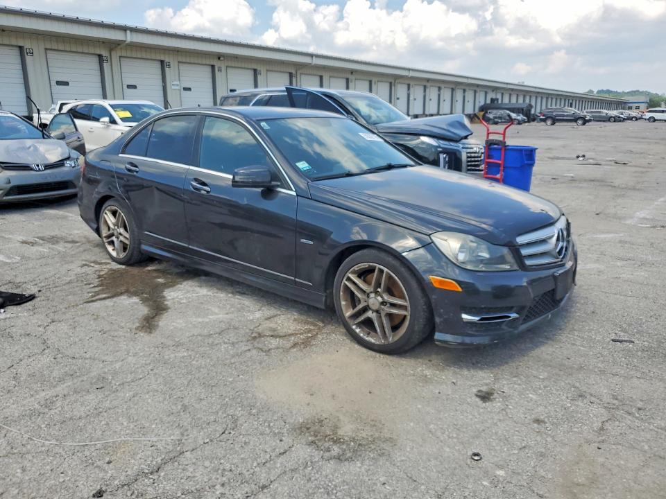 2012 Mercedes-benz C-klasse VIN WDDGF5HB6CR218904 COPART salvage auction — FRONT END, Ky - Red Rebuilt Flood, sold $850 on 2026-08-13 (photo 4)