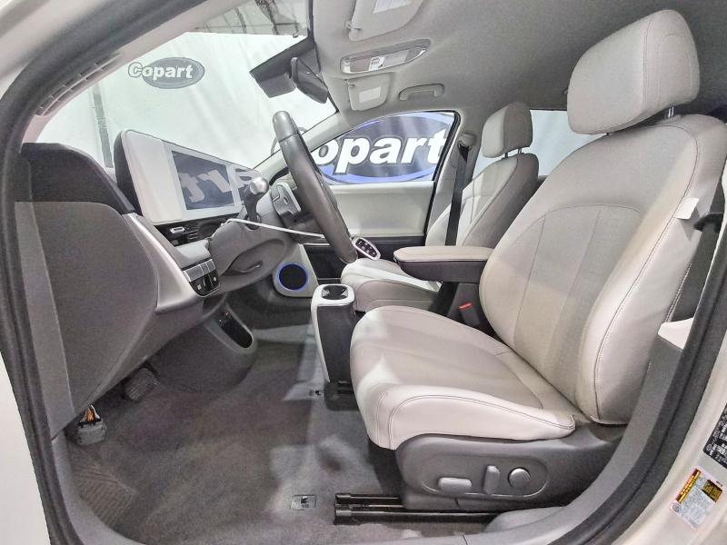2023 Hyundai Ioniq 5 VIN KM8KNDAF7PU199356 COPART salvage auction — MINOR DENT/SCRATCHES, Ca - Certificate Of Title, sold $12,300 on 2026-07-28 (photo 7)