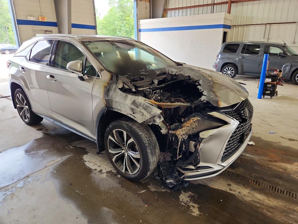 2021 Lexus ES 250 VIN 2T2HZMDA3MC265568 COPART salvage auction — Burn Engine, Va - Cert Of Title - Salvage, sold $4,600 on 2026-07-31 (photo 4)